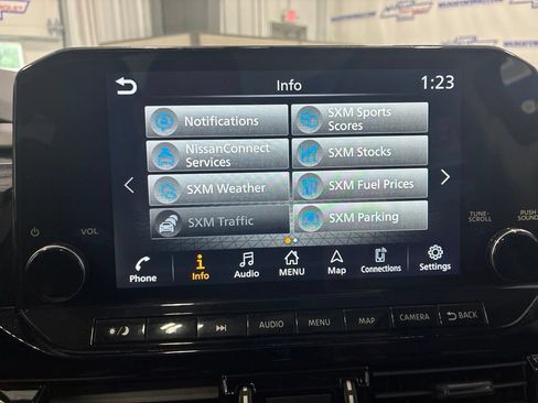 Used 2024 Nissan Pathfinder SL w/ SL Premium Package AWD/4WD image 29