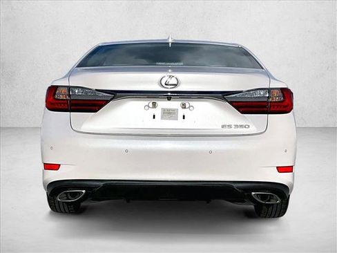 Used 2018 Lexus ES 350 w/ Premier Package FWD image 4