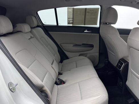Used 2020 Kia Sportage LX AWD/4WD image 29