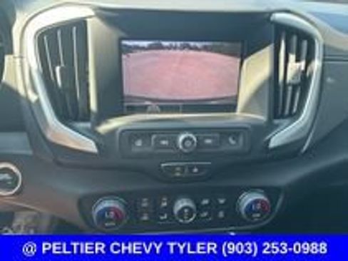 Used 2022 GMC Terrain SLE w/ Driver Convenience Package FWD image 20