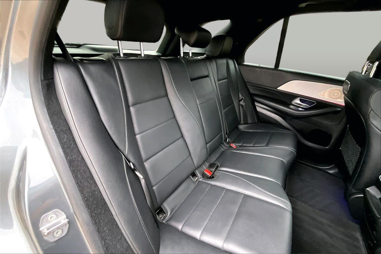 Used 2020 Mercedes-Benz GLE 350 w/ Premium Package image 12