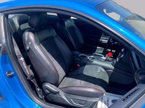 Used 2020 Ford Mustang GT Premium w/ Equipment Group 401A RWD image 9