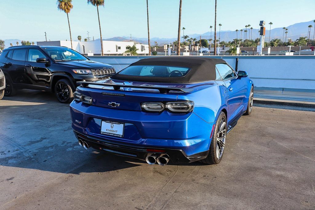 Used 2023 Chevrolet Camaro ZL1 RWD image 9