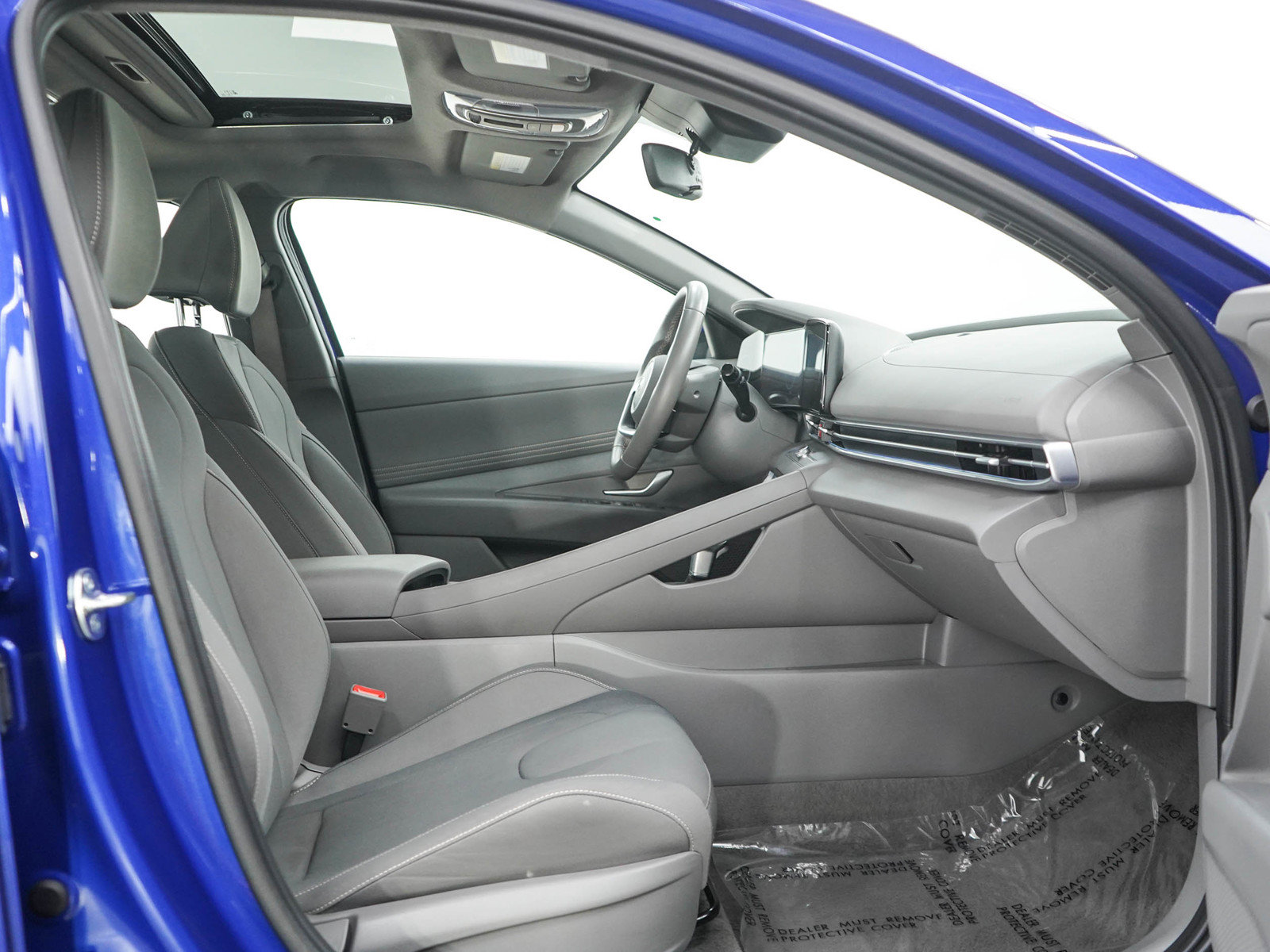 Used 2025 Hyundai Elantra SEL FWD image 11