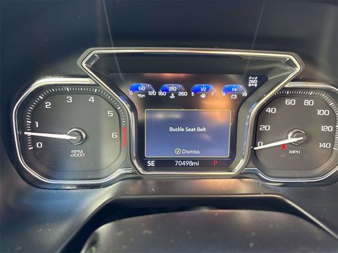 Used 2021 GMC Yukon XL SLT w/ SLT Premium Package image 25