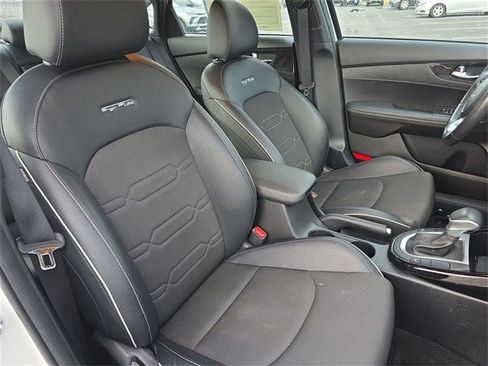 Used 2023 Kia Forte GT-Line image 24