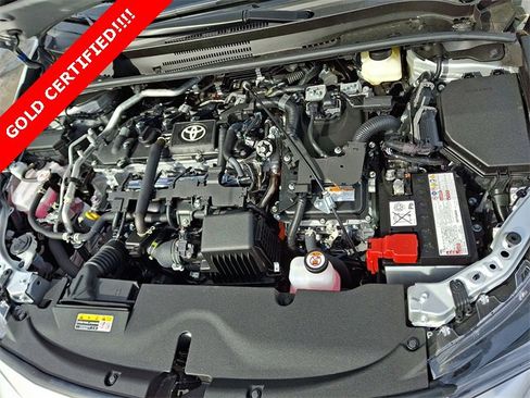 Certified 2025 Toyota Corolla LE image 28