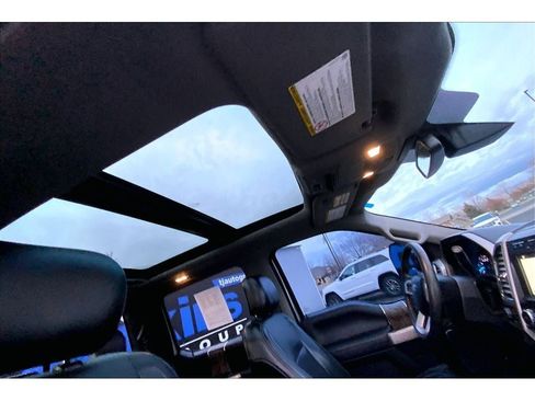 Used 2017 Ford F350 Lariat w/ Lariat Ultimate Package image 24