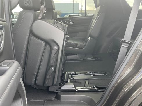 Certified 2021 Chevrolet Tahoe LT w/ Luxury Package image 21