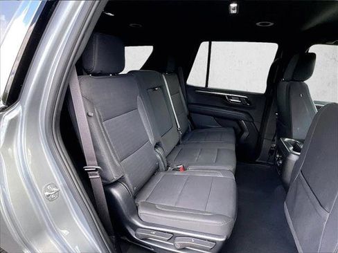 Used 2025 Chevrolet Tahoe LS RWD image 28