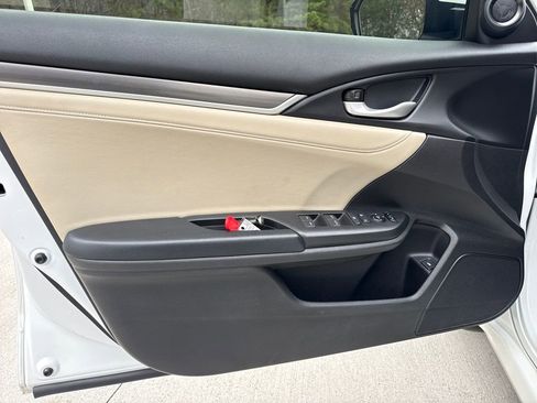 Used 2019 Honda Civic EX-L image 14