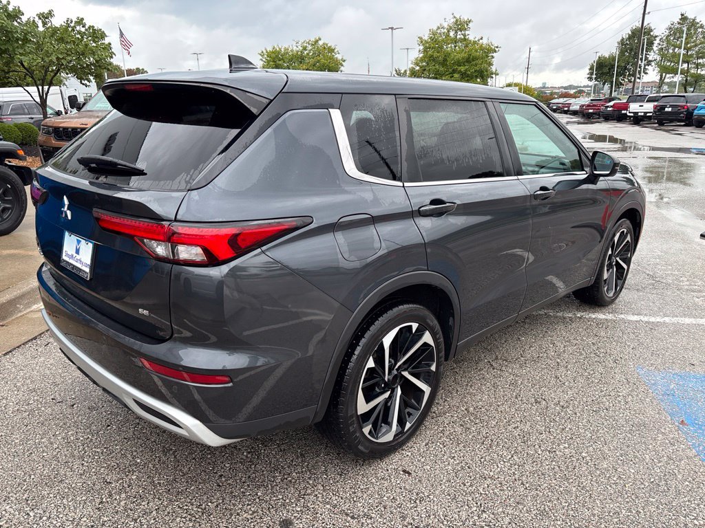 Used 2024 Mitsubishi Outlander SE FWD image 8