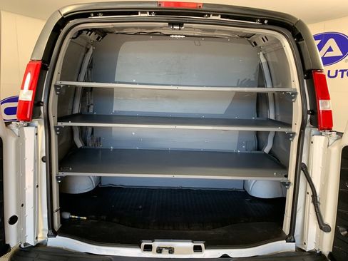 Used 2021 Chevrolet Express 2500 RWD image 26