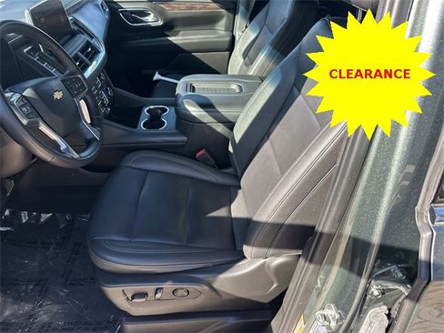 Used 2023 Chevrolet Suburban LT image 44