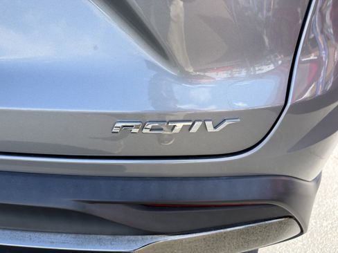 Used 2024 Chevrolet Trax ACTIV w/ Sunroof Package FWD image 38