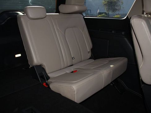 Certified 2024 Ford Expedition Limited AWD/4WD image 25