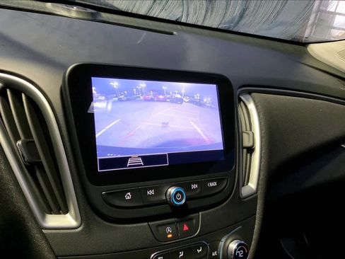 Used 2022 Chevrolet Malibu LT image 29