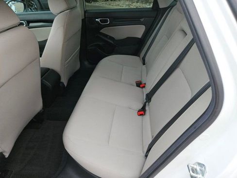 Used 2024 Honda Civic EX image 4