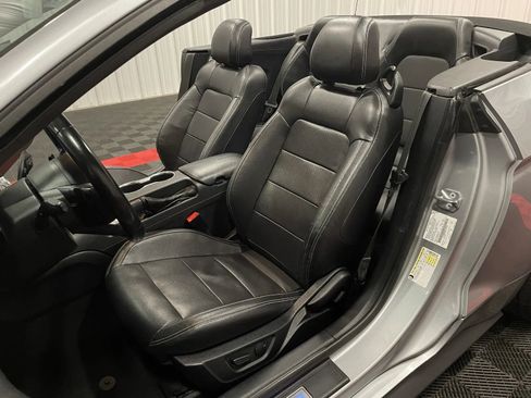 Used 2021 Ford Mustang Premium image 36