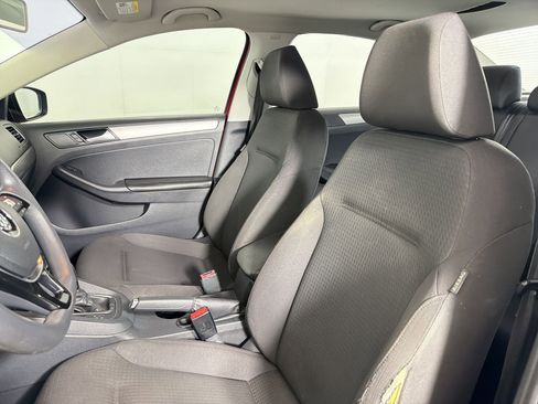 Used 2015 Volkswagen Jetta SE FWD image 21