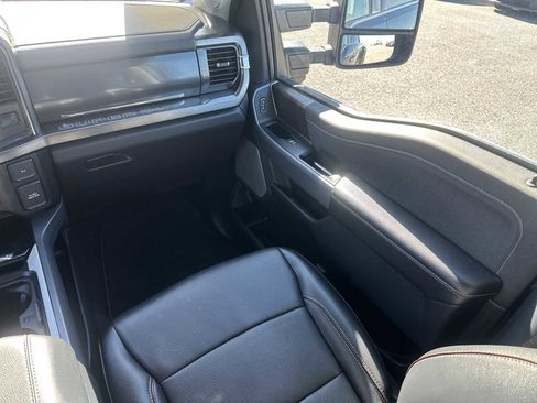 Used 2024 Ford F350 Lariat w/ Lariat Ultimate Package image 13
