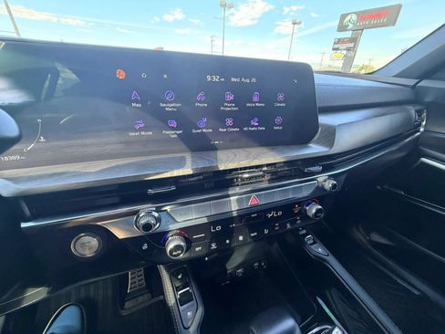 Used 2025 Kia Telluride SX X-Line AWD/4WD image 18