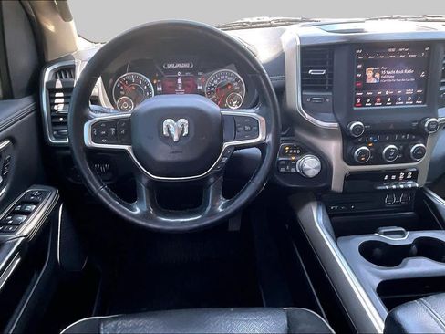 Used 2019 RAM 1500 Laramie AWD/4WD image 5