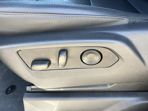 Used 2023 Chevrolet Silverado 1500 LTZ image 33