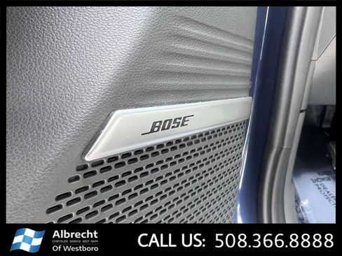 Used 2025 Hyundai Santa Fe Limited image 33