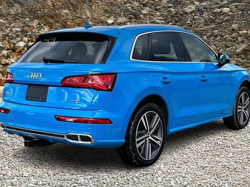Used 2020 Audi Q5 e Premium Plus w/ Premium Plus Package image 2