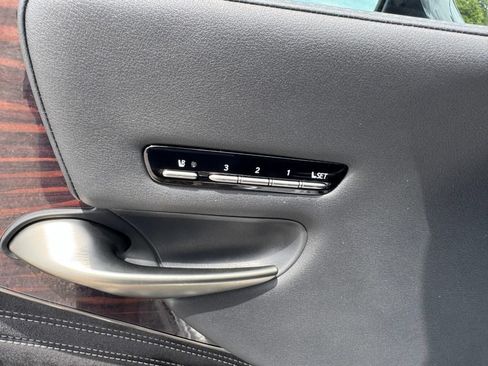 Used 2018 Lexus LS 500 AWD w/ Interior Upgrade Package image 17