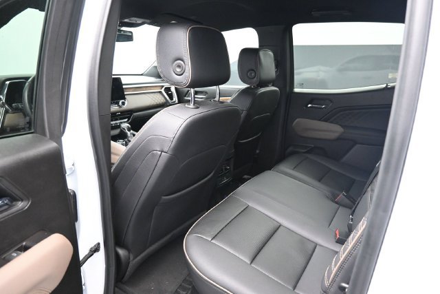 Used 2024 GMC Canyon Denali AWD/4WD image 12