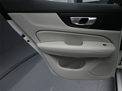 Certified 2024 Volvo S60 B5 Plus w/ Climate Package image 22