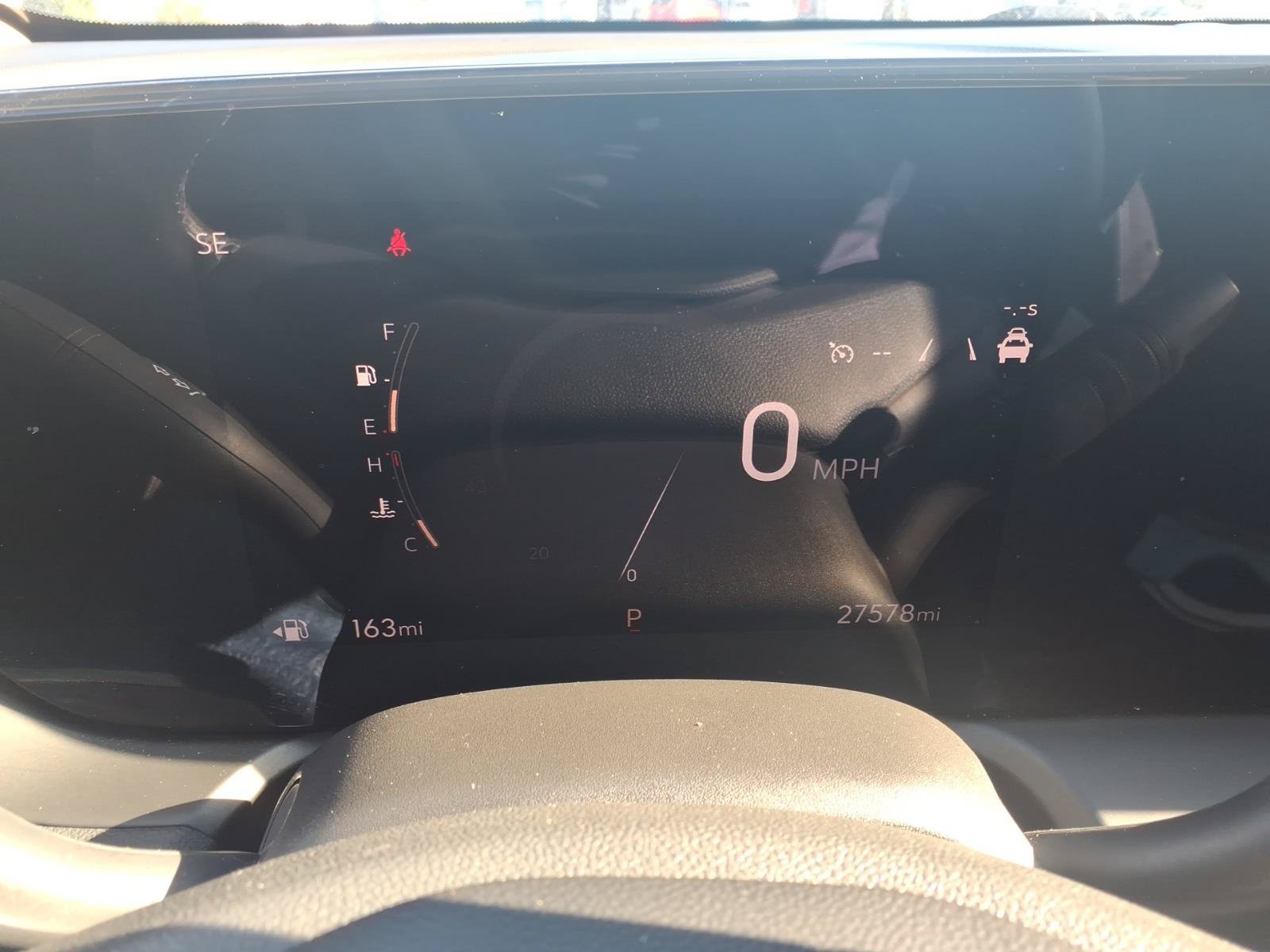 Used 2025 Buick Encore GX Preferred AWD/4WD image 25
