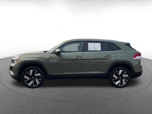 Used 2026 Volkswagen Atlas Cross Sport SE AWD/4WD image 7