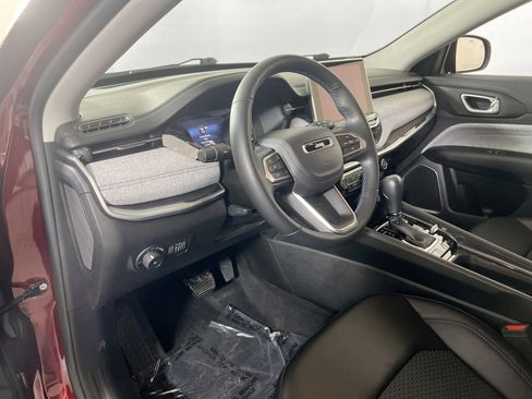 Used 2022 Jeep Compass Latitude w/ Convenience Group image 9