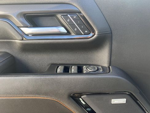 Used 2024 GMC Sierra 2500 AT4 w/ AT4 Premium Plus Package image 13