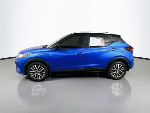 Used 2022 Nissan Kicks SV FWD image 5
