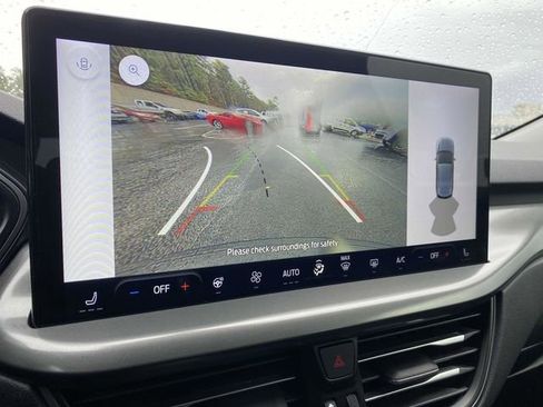 Certified 2023 Ford Escape SE image 28