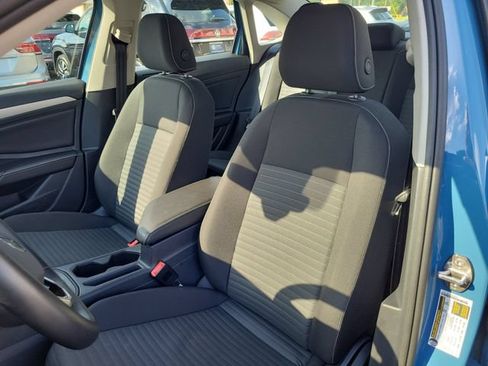 Used 2025 Volkswagen Jetta S FWD image 21