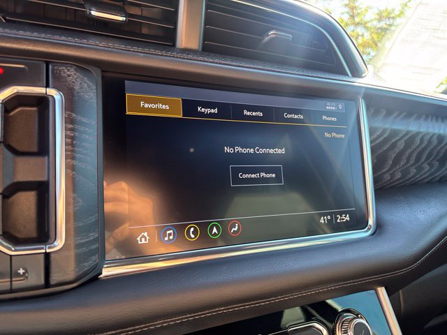 Used 2021 GMC Yukon Denali w/ Denali Ultimate Package AWD/4WD image 25