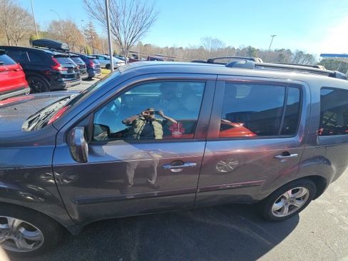 Used 2015 Honda Pilot EX image 9