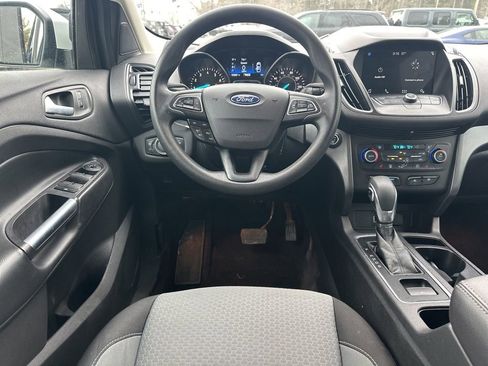 Used 2019 Ford Escape SE image 15