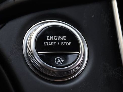 Used 2024 Mercedes-Benz E 350 4MATIC Sedan image 19