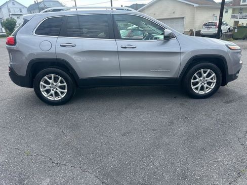 Used 2014 Jeep Cherokee Latitude w/ Comfort/Convenience Group AWD/4WD image 7