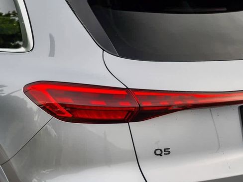 New 2025 Audi Q5 Premium Plus image 7