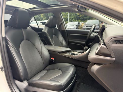 Used 2023 Toyota Camry XLE FWD image 21