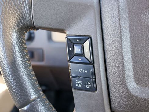 Used 2014 Ford F150 XLT w/ Equipment Group 302A Luxury AWD/4WD image 13