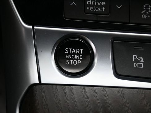 Used 2023 Audi A6 2.0T Premium w/ Convenience Package image 27