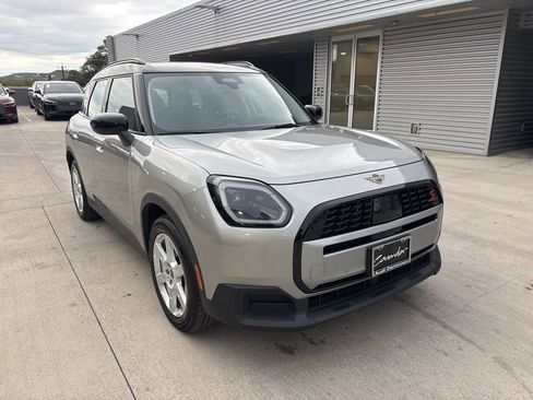 Used 2025 MINI Cooper Countryman S image 3